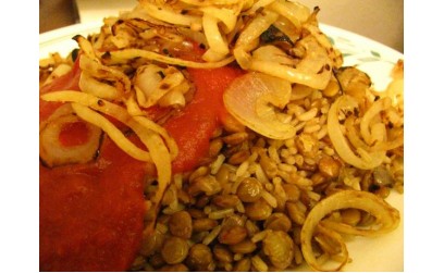 Kusherie (Egyptian Rice and Lentils)