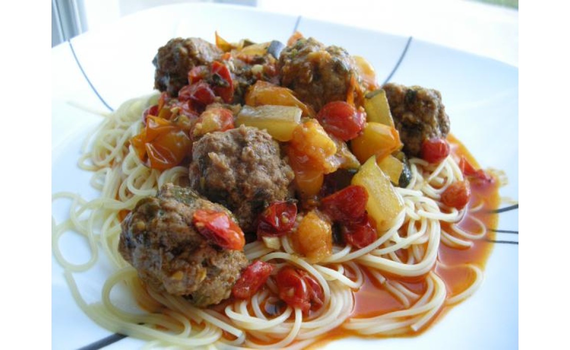 Moroccan Meatballs ( Tagine Kefta )