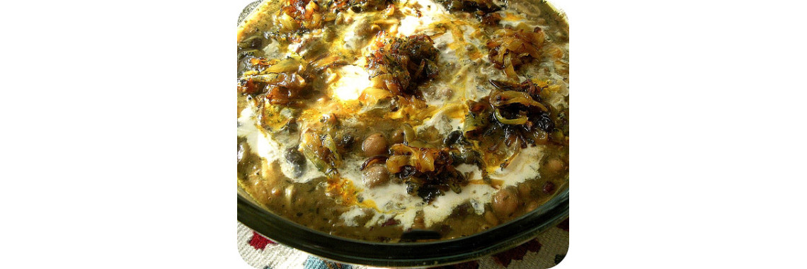 Traditional Thick Persian Soup (Aash Reshteh) Recipe