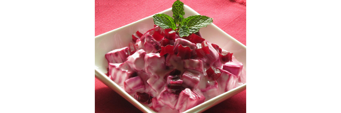 Beetroot & Yogurt Dip (Beetroot Borani) Recipe