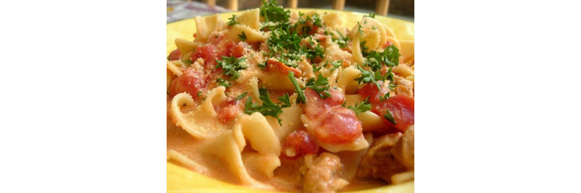Pasta with Sausage, Tomatoes and Cream